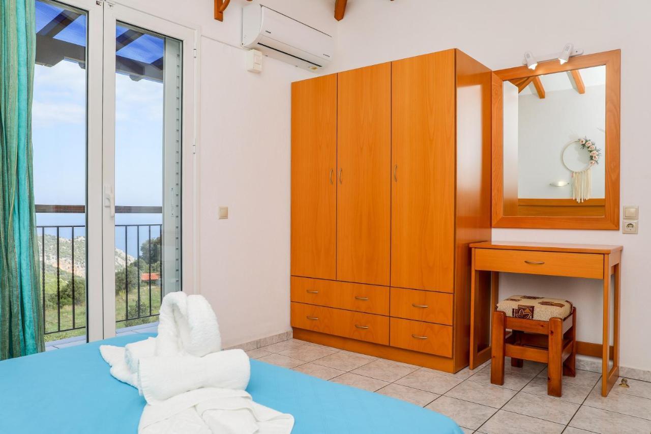 Villa Mitzelos Moni Evaggelistrias Ngoại thất bức ảnh