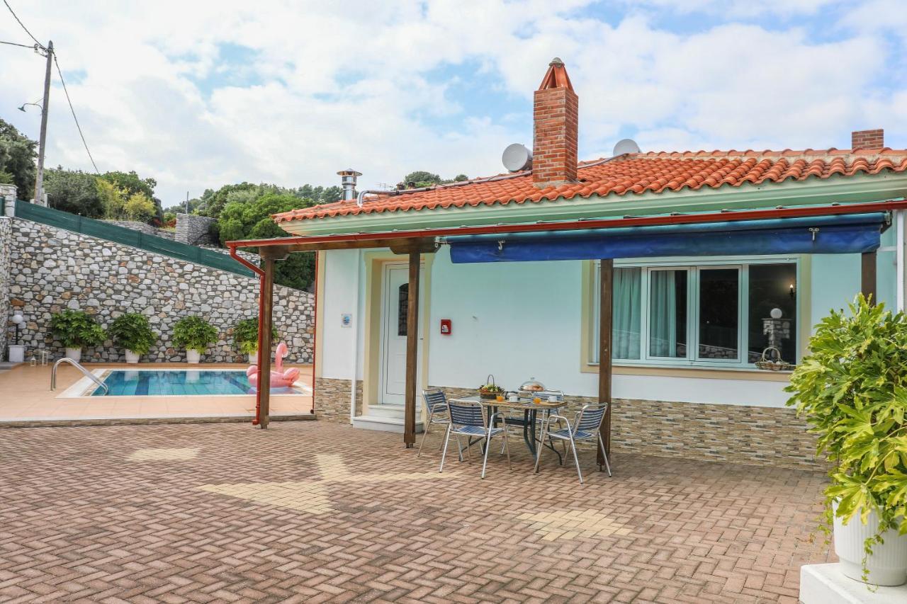 Villa Mitzelos Moni Evaggelistrias Ngoại thất bức ảnh